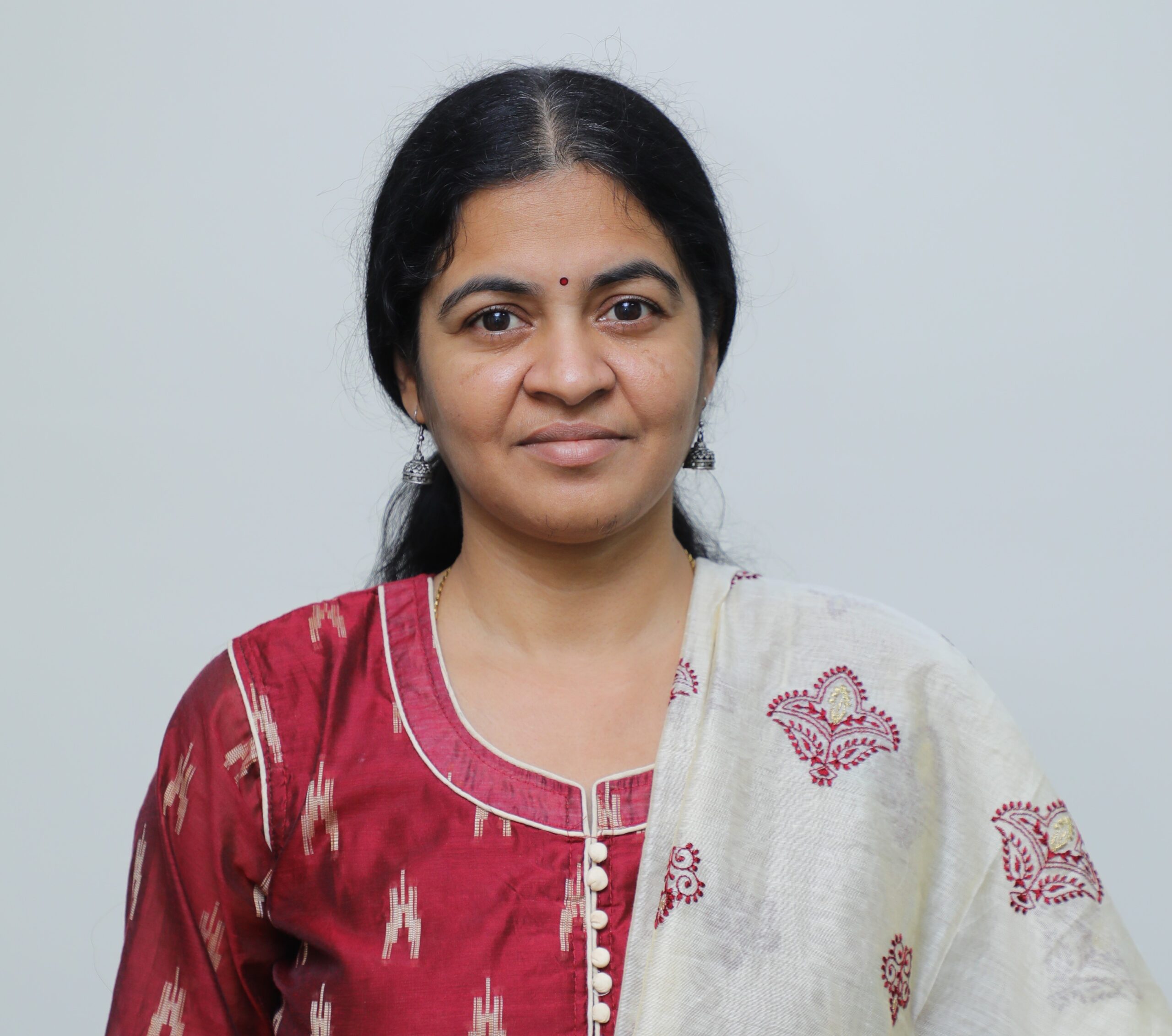 Veena Putrevu Axis Energy | India's leading Renewable Energy company